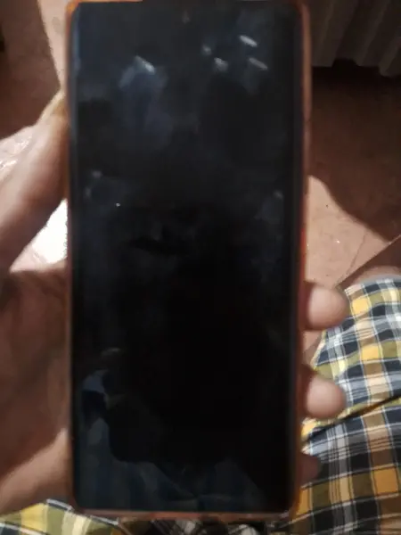 Motorola G67 - Image 2