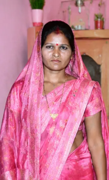Seema Jatav & With 3 Year Experience - Image 3