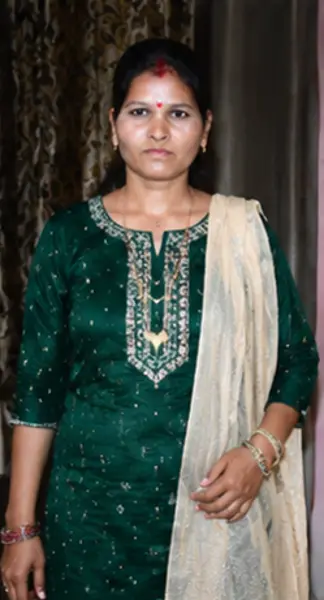 Seema Jatav & With 3 Year Experience - Image 9